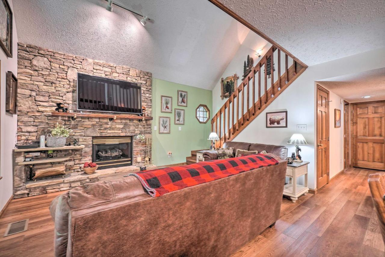 Picturesque Pigeon Forge Cabin With Mountain Views Esterno foto