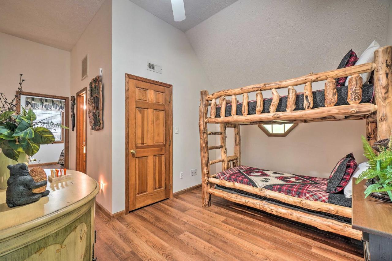 Picturesque Pigeon Forge Cabin With Mountain Views Esterno foto