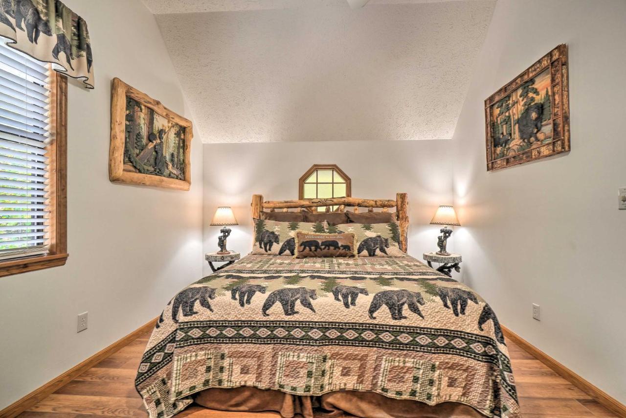 Picturesque Pigeon Forge Cabin With Mountain Views Esterno foto