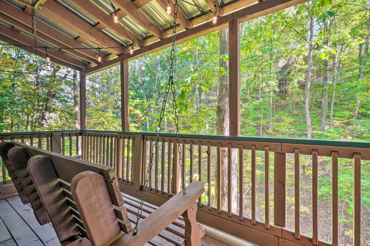 Picturesque Pigeon Forge Cabin With Mountain Views Esterno foto